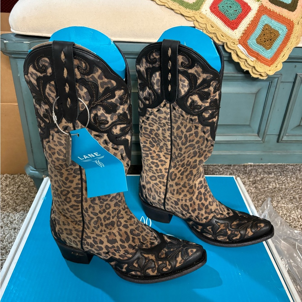 Lane boot Lilly animal print size 7